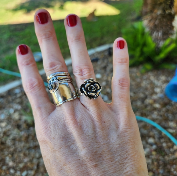 Rose or peony flower sterling silver ring - Picture 2 of 8